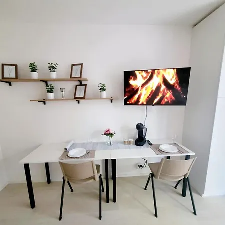 Apartman Street Center *