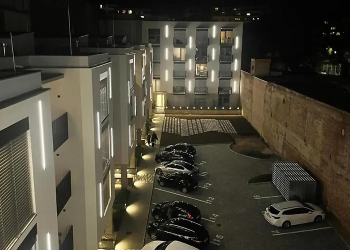 Apartia Center